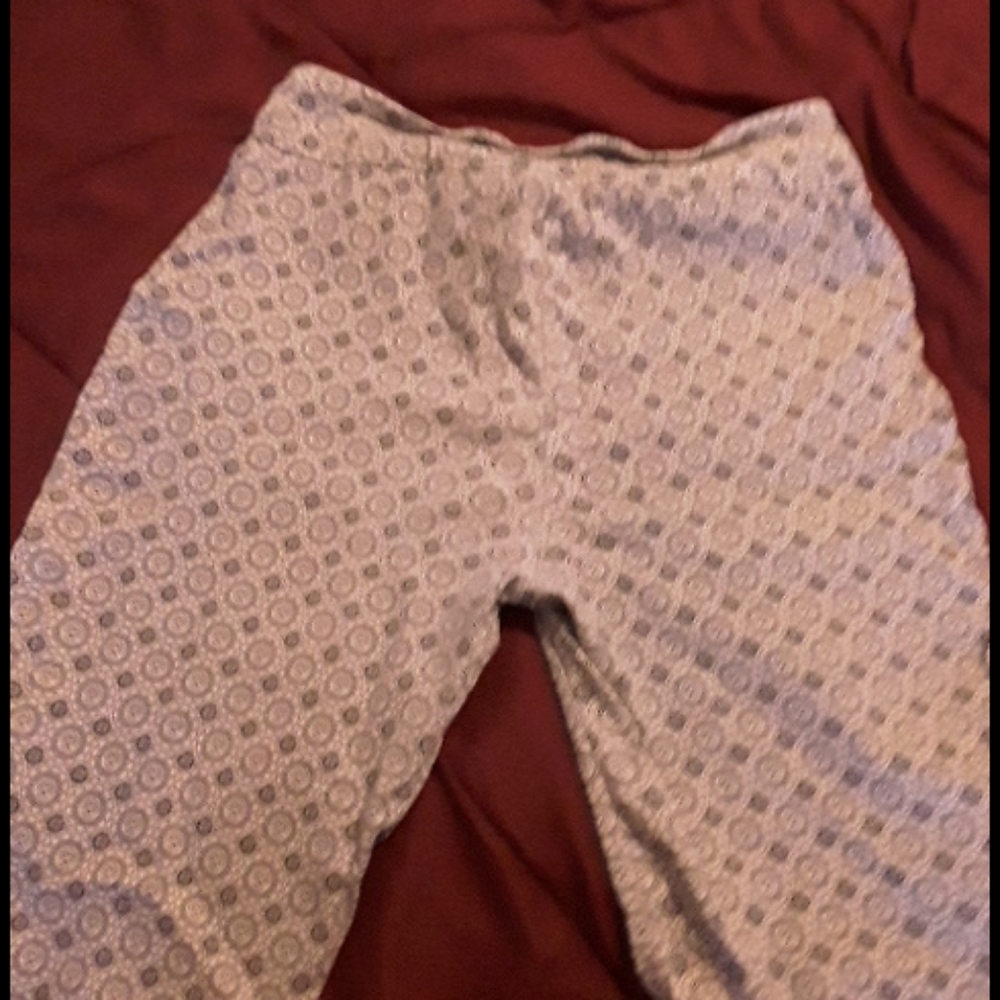 Clothes - Picture 2 of 3